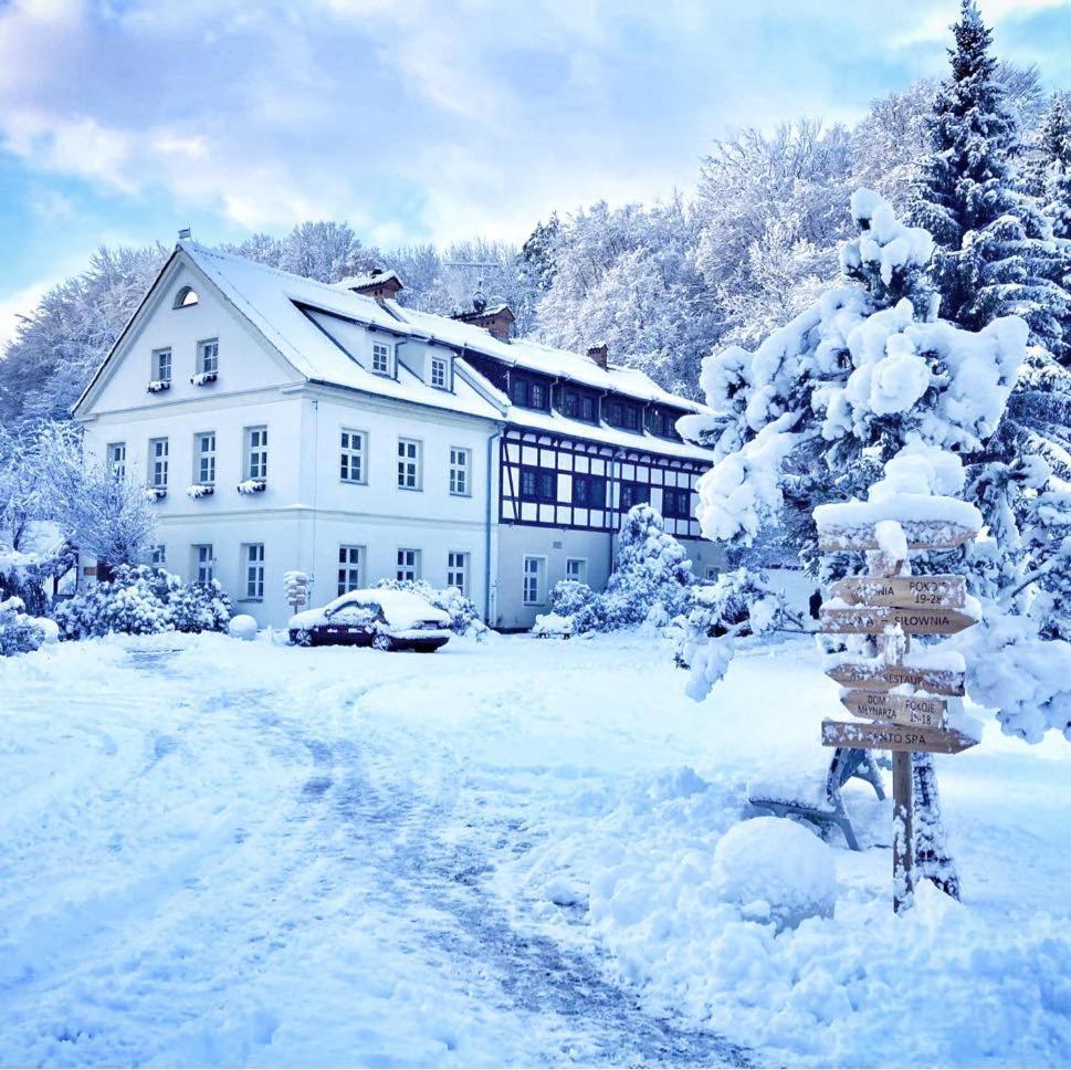 Mlyn Klekotki Spa Resort Extérieur photo